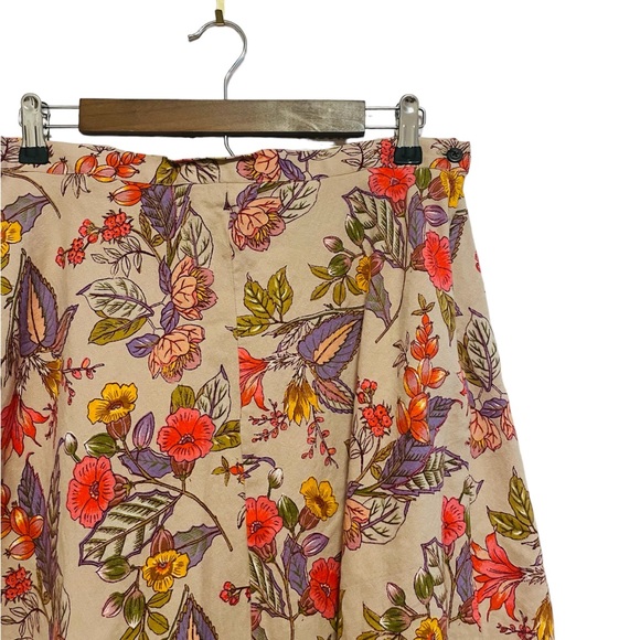 Vibrant Floral Vintage Midi Skirt - Picture 4 of 4